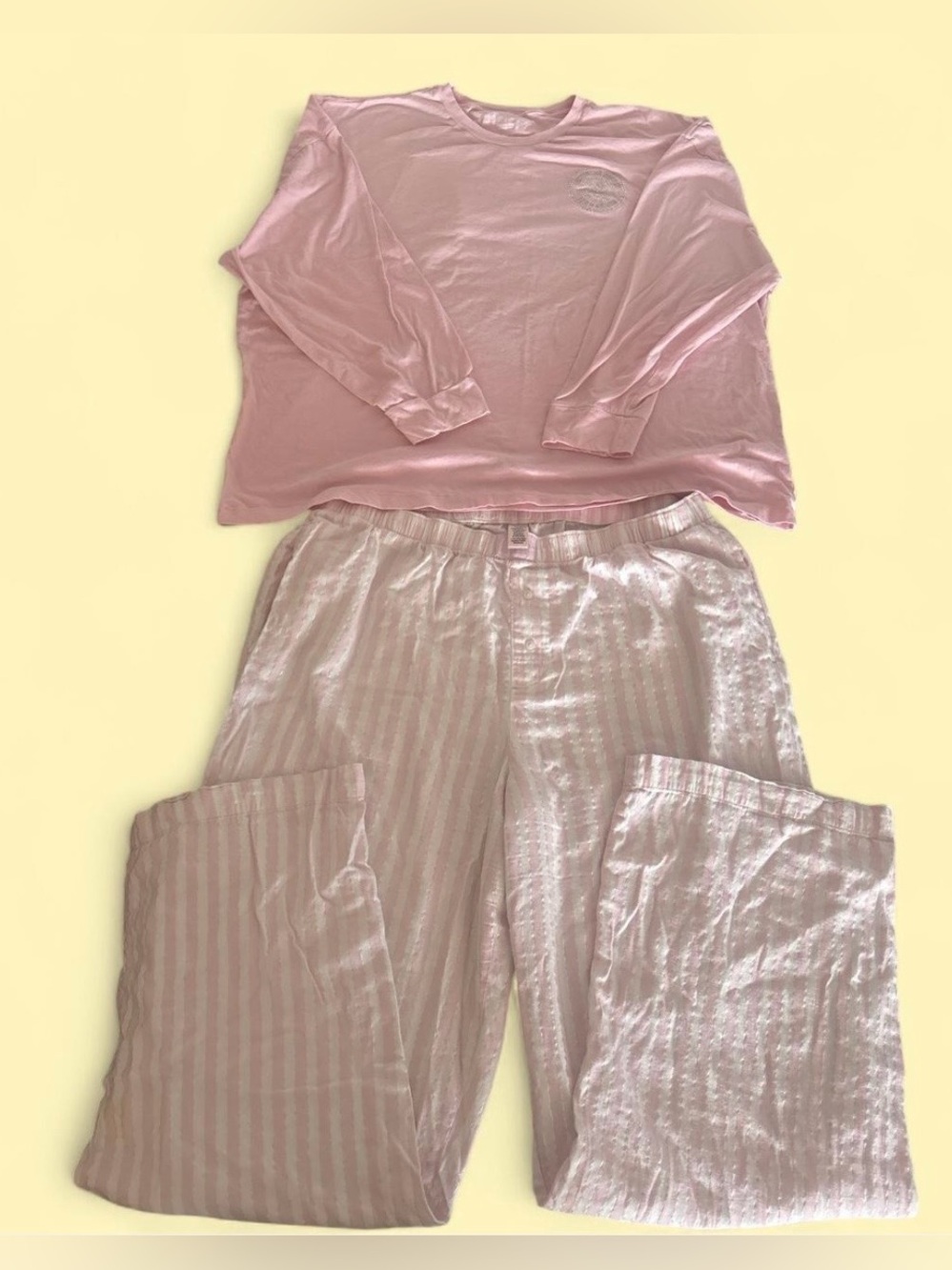 Victoria's Secret Pink and white pajama set size Large